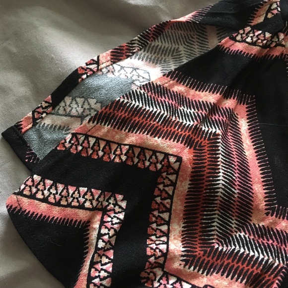 Blouse - Picture 4 of 9